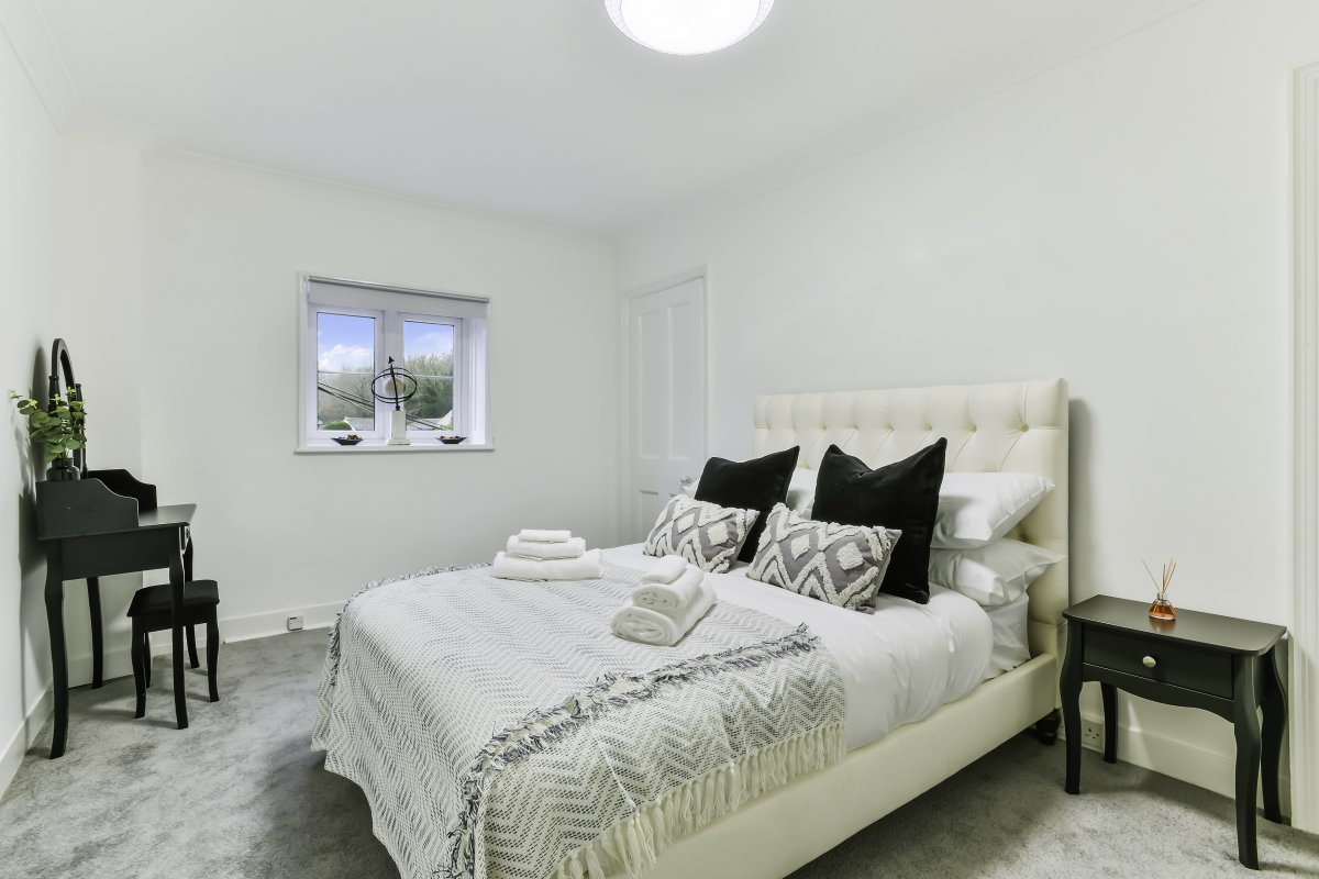 Kingswood Manor Special occasion house, Surrey